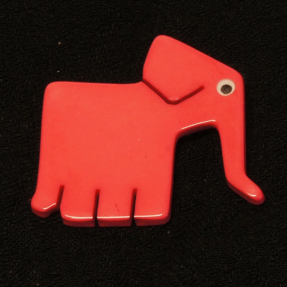 Vintage Retro Elephant Brooch Salmon Pink Plastic Pin Mid‎ Century Modern Style